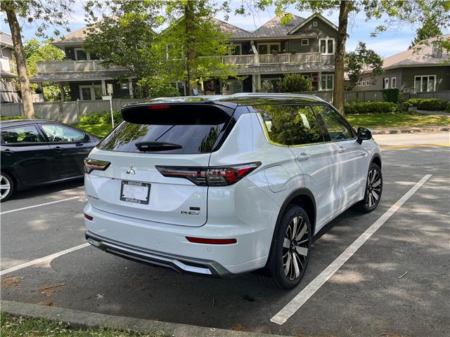 2026 Mitsubishi Outlander PHEV GT (Stk: 616373) in North Vancouver - Image 7 of 14