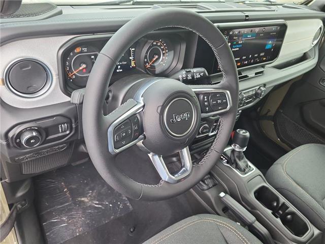 2026 Jeep Wrangler Sahara (Stk: 260329) in Windsor - Image 12 of 24
