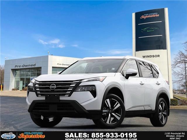 2024 Nissan Rogue SV Moonroof