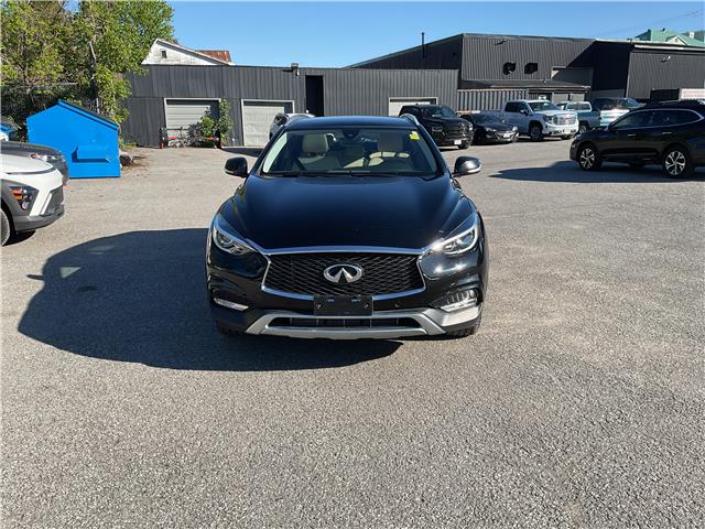 2017 Infiniti QX30 Base (Stk: 260608) in Ottawa - Image 2 of 34