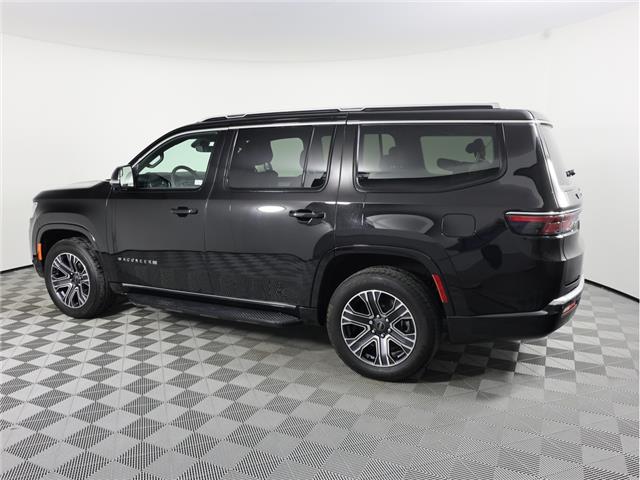 2025 Jeep Wagoneer Base (Stk: L662) in Calgary - Image 9 of 23