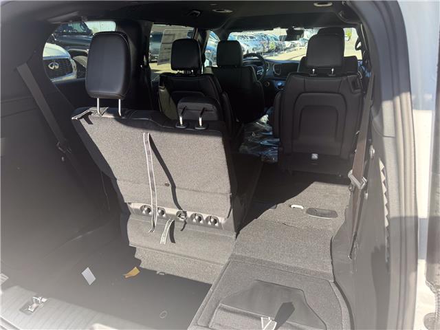2027 Chrysler Grand Caravan SXT (Stk: 27003) in London - Image 8 of 27