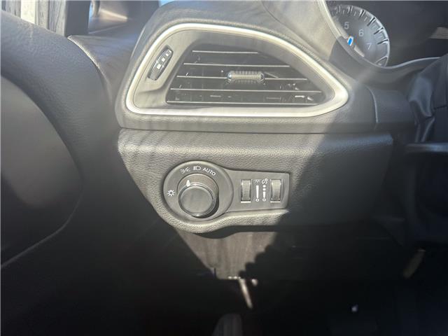 2027 Chrysler Grand Caravan SXT (Stk: 27003) in London - Image 23 of 27