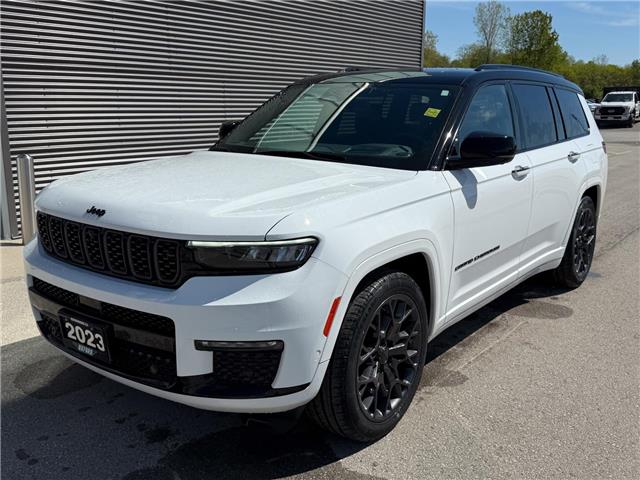 2023 Jeep Grand Cherokee Summit
