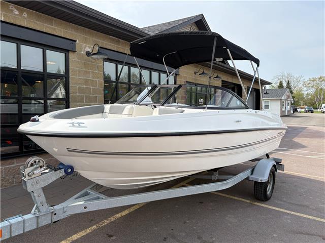 2018 Bayliner 185 Bow Rider (Stk: B-18F718) in Moncton - Image 3 of 18 2018 Bayliner 185 Bow Rider (Stk: B-18F718) in Moncton - Image 3 of 18