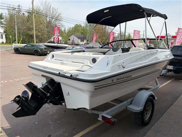 2018 Bayliner 185 Bow Rider (Stk: B-18F718) in Moncton - Image 8 of 18 2018 Bayliner 185 Bow Rider (Stk: B-18F718) in Moncton - Image 8 of 18