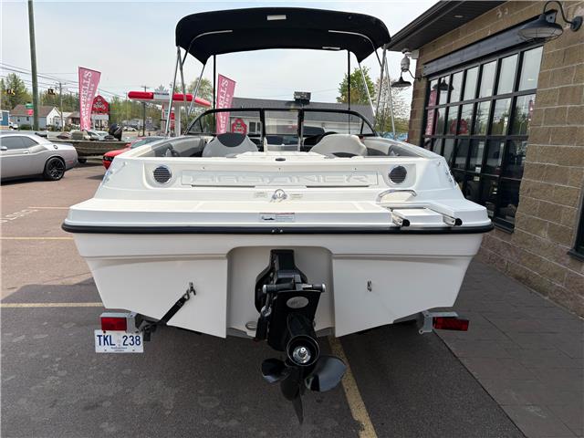 2018 Bayliner 185 Bow Rider (Stk: B-18F718) in Moncton - Image 9 of 18 2018 Bayliner 185 Bow Rider (Stk: B-18F718) in Moncton - Image 9 of 18