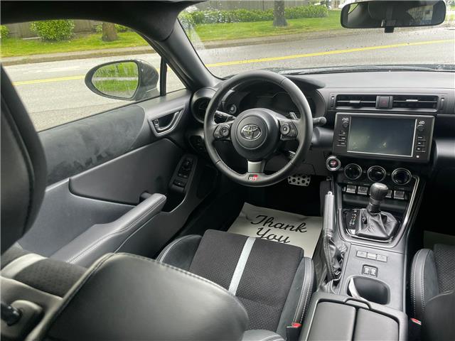 2025 Toyota GR86 Premium (Stk: 751739) in North Vancouver - Image 11 of 16