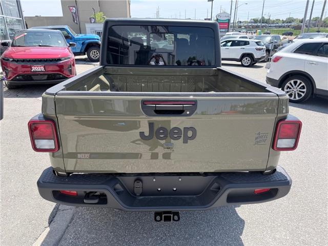 2026 Jeep Gladiator Sport S (Stk: Z23347) in Newmarket - Image 5 of 20 2026 Jeep Gladiator Sport S (Stk: Z23347) in Newmarket - Image 5 of 20