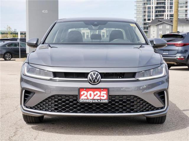 2025 Volkswagen Jetta Comfortline  | LOW LOW KM | (Stk: U3298) in Grimsby - Image 2 of 19