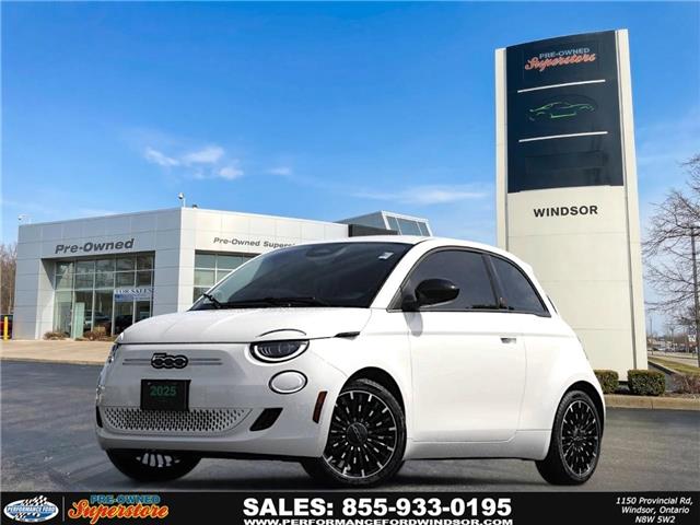 2025 Fiat 500E Base