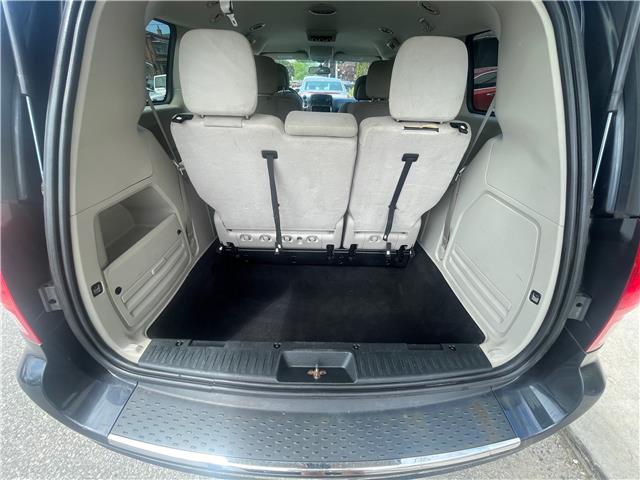 2013 Dodge Grand Caravan SE/SXT (Stk: D675979) in Scarborough - Image 10 of 21