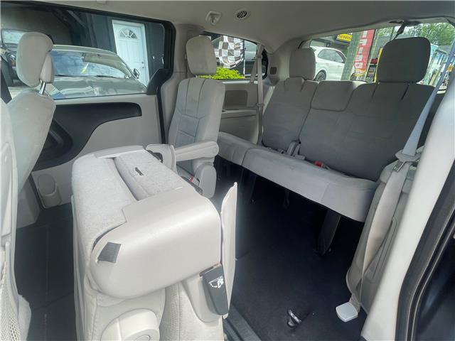 2013 Dodge Grand Caravan SE/SXT (Stk: D675979) in Scarborough - Image 12 of 21