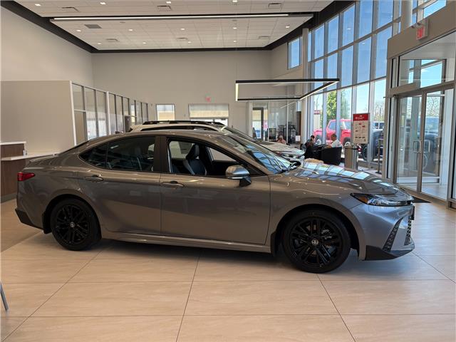 2026 Toyota Camry SE (Stk: 26319) in Bowmanville - Image 3 of 6