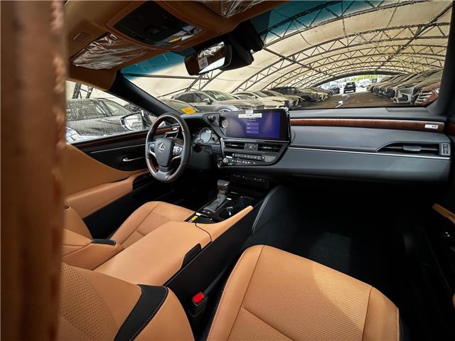 2025 Lexus ES 300h Base (Stk: 250250) in Calgary - Image 9 of 23