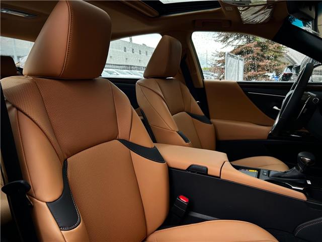 2025 Lexus ES 300h Base (Stk: 250250) in Calgary - Image 19 of 23