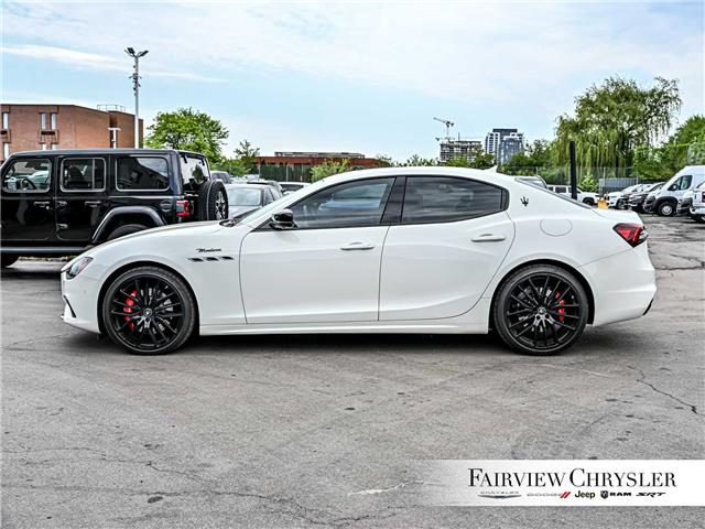 2023 Maserati Ghibli Modena Q4 (Stk: U21685) in Burlington - Image 3 of 37