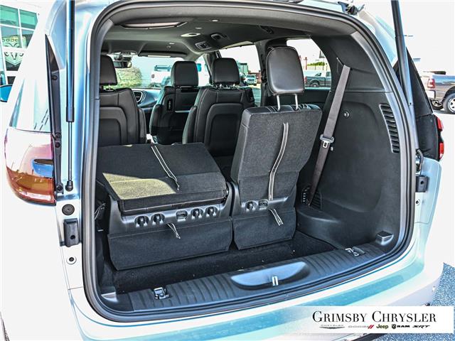 2026 Chrysler Pacifica Select (Stk: N26021) in Grimsby - Image 6 of 34