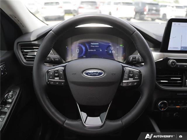 2021 Ford Escape Titanium Hybrid (Stk: U26F24A) in London - Image 14 of 27 2021 Ford Escape Titanium Hybrid (Stk: U26F24A) in London - Image 14 of 27