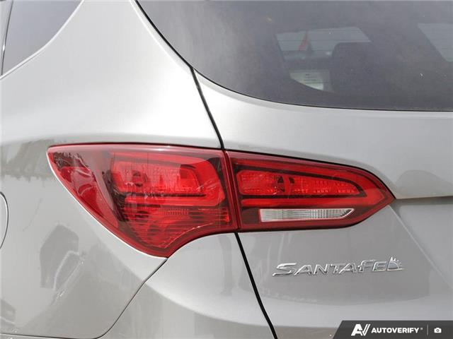 2017 Hyundai Santa Fe Sport 2.4 Luxury (Stk: U26T141B) in London - Image 12 of 27