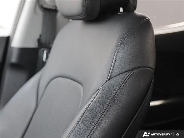 2017 Hyundai Santa Fe Sport 2.4 Luxury (Stk: U26T141B) in London - Image 23 of 27