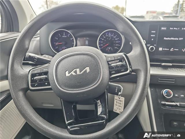 2023 Kia Carnival  (Stk: U26E45A) in London - Image 10 of 25