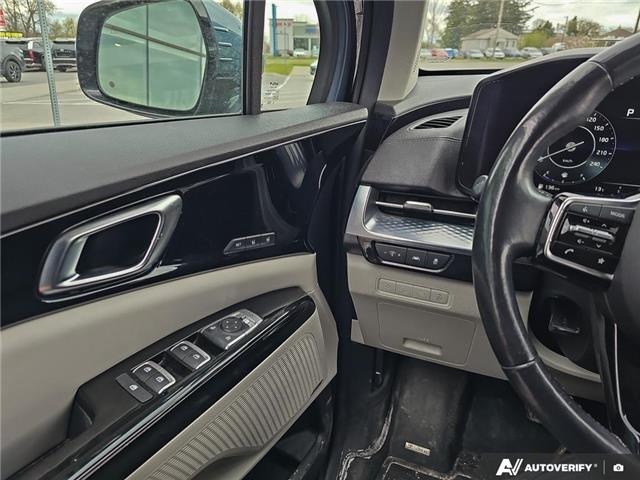 2022 Kia Carnival SX (Stk: U26P47A) in London - Image 17 of 25