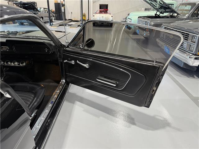 1966 Ford Mustang 2+2  (Stk: 236813) in Watford - Image 23 of 48