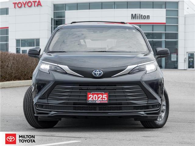 2025 Toyota Sienna LE 8-Passenger (Stk: 196479) in Milton - Image 2 of 26
