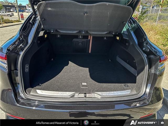 2022 Maserati Levante Modena S (Stk: 912511) in Victoria - Image 12 of 25