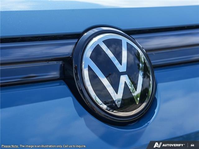 2026 Volkswagen Tiguan Comfortline R-Line Black Edition (Stk: VJ6150) in Calgary - Image 9 of 25