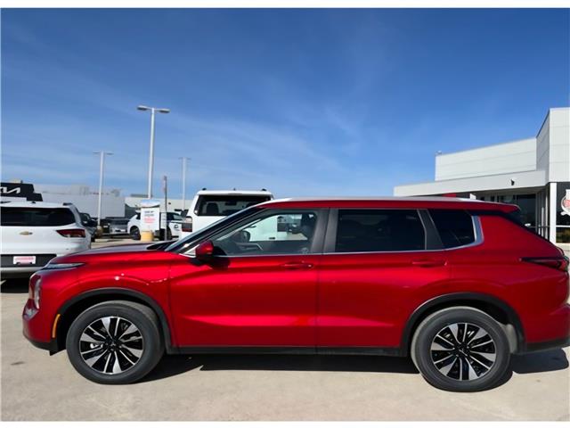 2026 Mitsubishi Outlander LE (Stk: WM26009) in Brandon - Image 8 of 20
