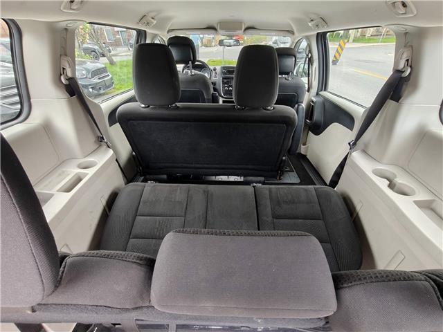 2017 Dodge Grand Caravan CVP/SXT in Ottawa - Image 2 of 11