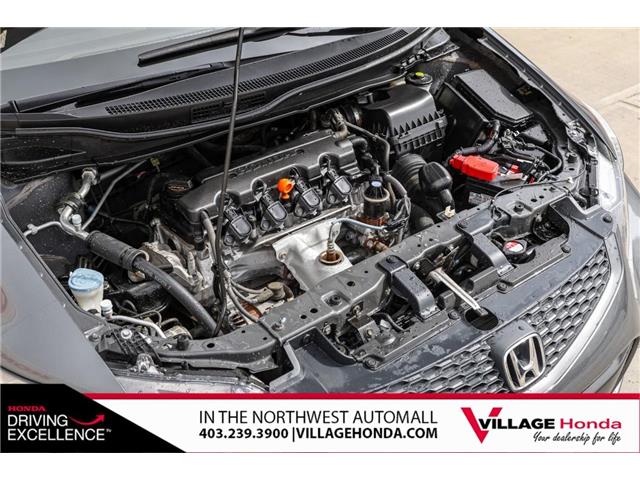2013 Honda Civic EX-L Navi (Stk: HR0817A) in Calgary - Image 4 of 33