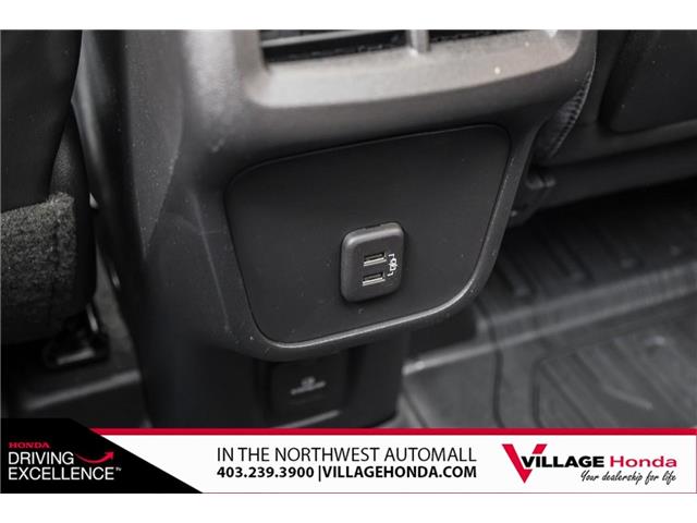 2022 GMC Terrain SLT (Stk: PR0802A) in Calgary - Image 32 of 33