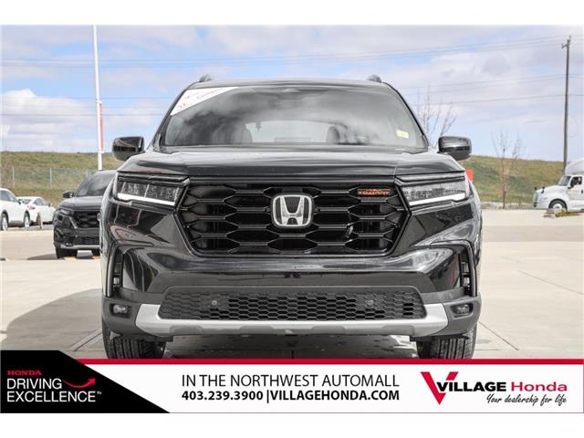 2025 Honda Pilot TrailSport (Stk: HR0798A) in Calgary - Image 3 of 33