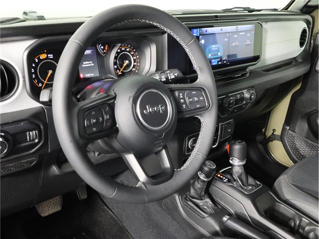 2025 Jeep Wrangler Sport (Stk: 26J080A) in Calgary - Image 16 of 21