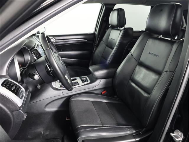 2020 Jeep Grand Cherokee Summit (Stk: 26J106A) in Calgary - Image 5 of 22
