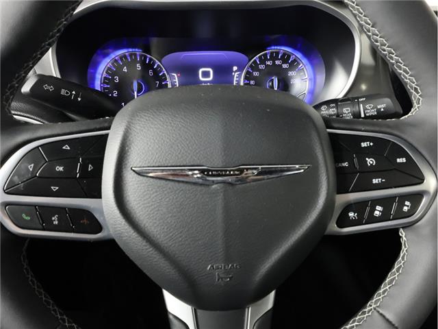 2025 Chrysler Grand Caravan SXT (Stk: L663) in Calgary - Image 14 of 21