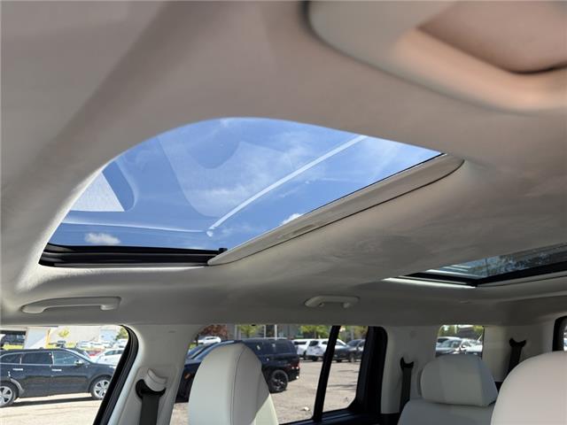 2024 Hyundai Santa Fe Ultimate Calligraphy w/Beige Interior (Stk: 26U1309) in Aurora - Image 9 of 20