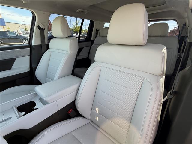 2024 Hyundai Santa Fe Ultimate Calligraphy w/Beige Interior (Stk: 26U1309) in Aurora - Image 11 of 20