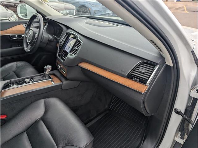 2022 Volvo XC90 T6 Momentum 7 Passenger (Stk: T-1841B) in Calgary - Image 13 of 27