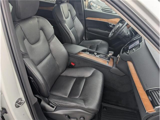 2022 Volvo XC90 T6 Momentum 7 Passenger (Stk: T-1841B) in Calgary - Image 14 of 27