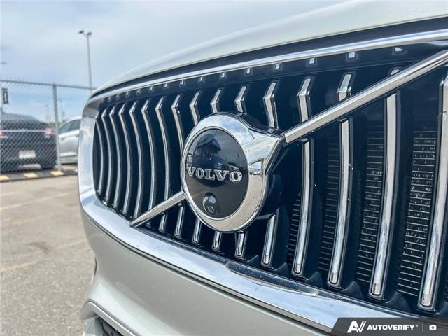 2022 Volvo XC90 T6 Momentum 7 Passenger (Stk: ST-689A) in Calgary - Image 8 of 9