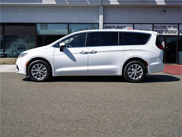 2023 Chrysler Pacifica Touring-L (Stk: 31240) in Surrey - Image 3 of 21