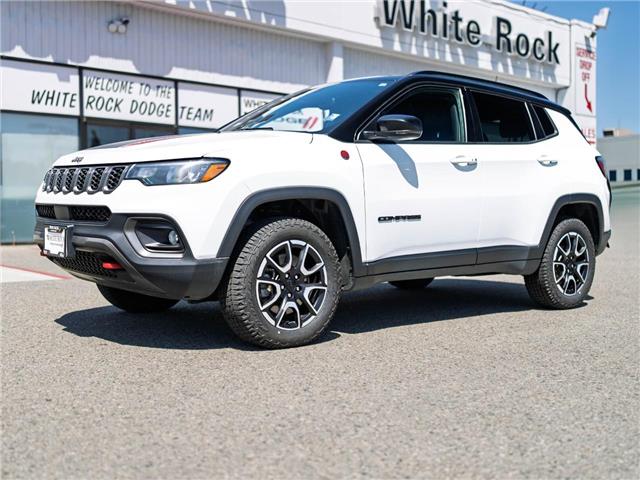 2024 Jeep Compass Trailhawk (Stk: 31130) in Surrey - Image 1 of 20