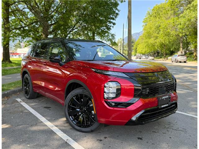 2026 Mitsubishi Outlander GT (Stk: 614699) in North Vancouver - Image 2 of 24