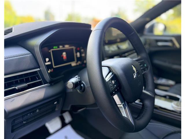 2026 Mitsubishi Outlander GT (Stk: 614699) in North Vancouver - Image 13 of 24