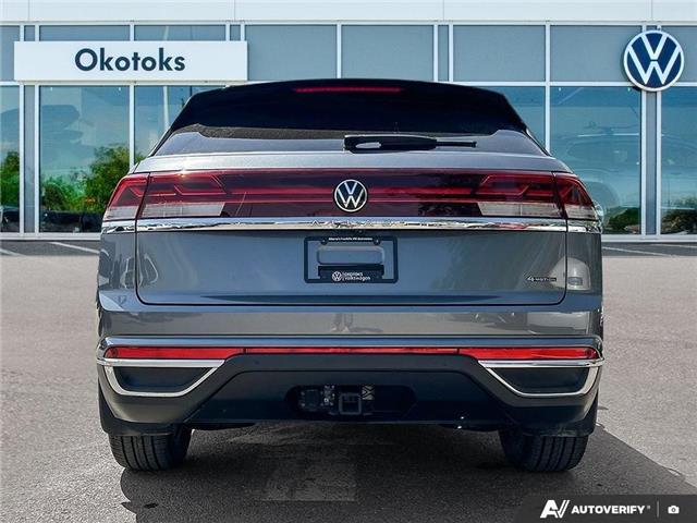 2024 Volkswagen Atlas Cross Sport 2.0 TSI Highline (Stk: KU0527) in Okotoks - Image 5 of 24