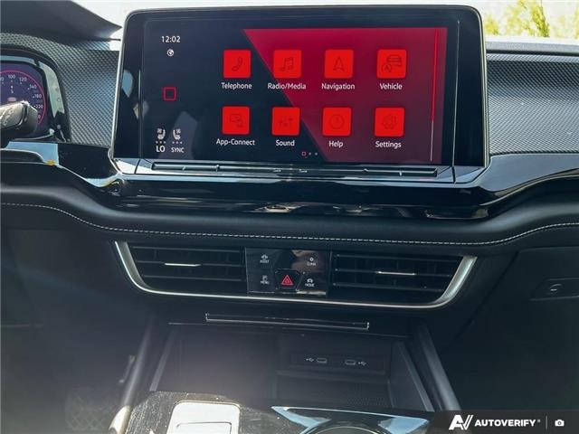 2024 Volkswagen Atlas Cross Sport 2.0 TSI Highline (Stk: KU0527) in Okotoks - Image 18 of 24